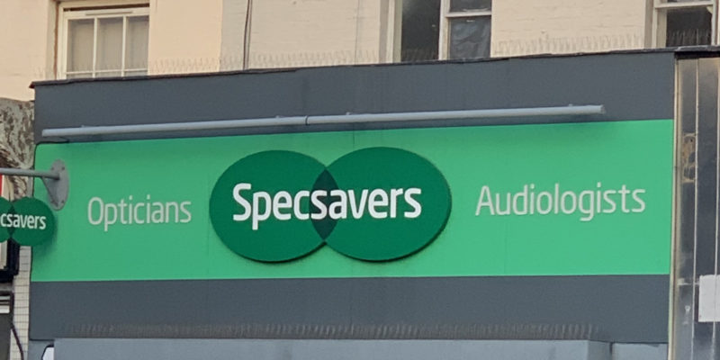 specsavers eye test